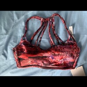 Lulu Lemon lighten up bra